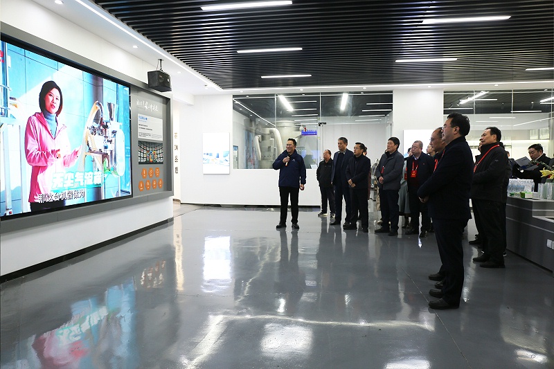 Xinxiang Municipal People's Congress Representatives Visited Gaofu Machinery to Inspect the Work.jpg