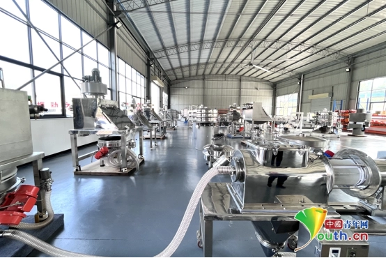 Various screening machines.png
